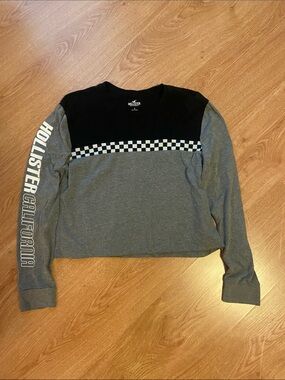 Hollister Black & Gray Checkerboard Long Sleeve Tee